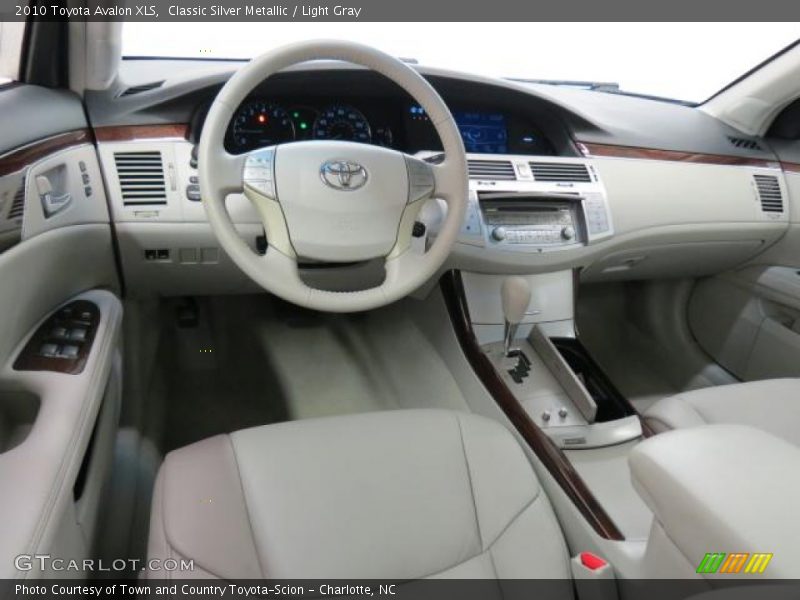 Classic Silver Metallic / Light Gray 2010 Toyota Avalon XLS