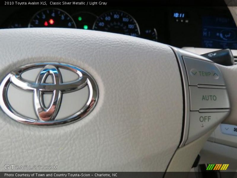 Classic Silver Metallic / Light Gray 2010 Toyota Avalon XLS