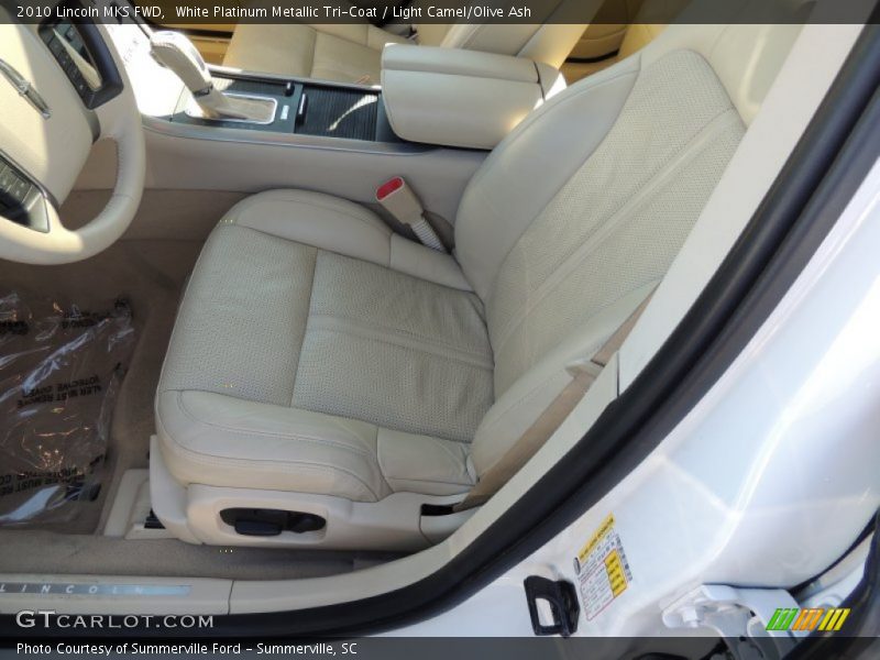 White Platinum Metallic Tri-Coat / Light Camel/Olive Ash 2010 Lincoln MKS FWD