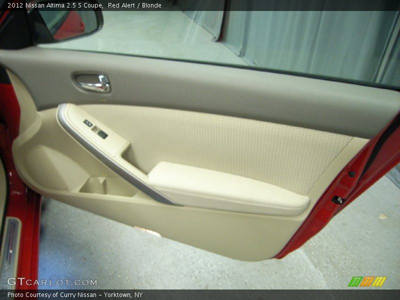 Red Alert / Blonde 2012 Nissan Altima 2.5 S Coupe