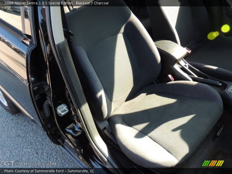 Blackout / Charcoal 2006 Nissan Sentra 1.8 S Special Edition