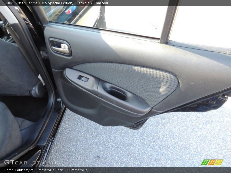 Blackout / Charcoal 2006 Nissan Sentra 1.8 S Special Edition