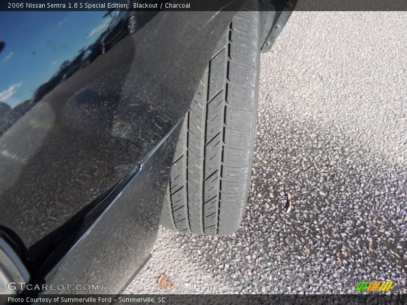 Blackout / Charcoal 2006 Nissan Sentra 1.8 S Special Edition