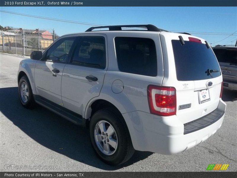 Oxford White / Stone 2010 Ford Escape XLT