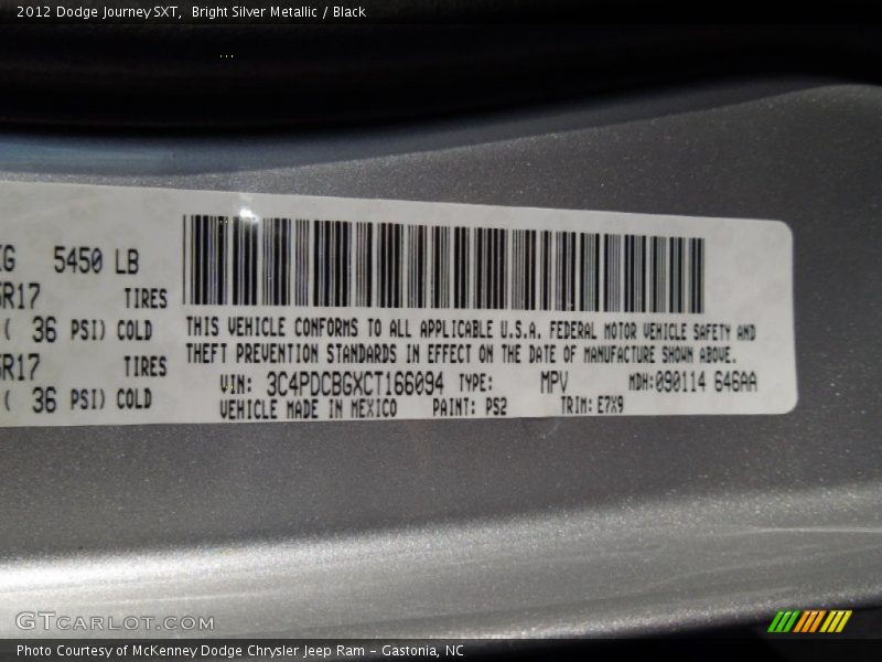 Bright Silver Metallic / Black 2012 Dodge Journey SXT