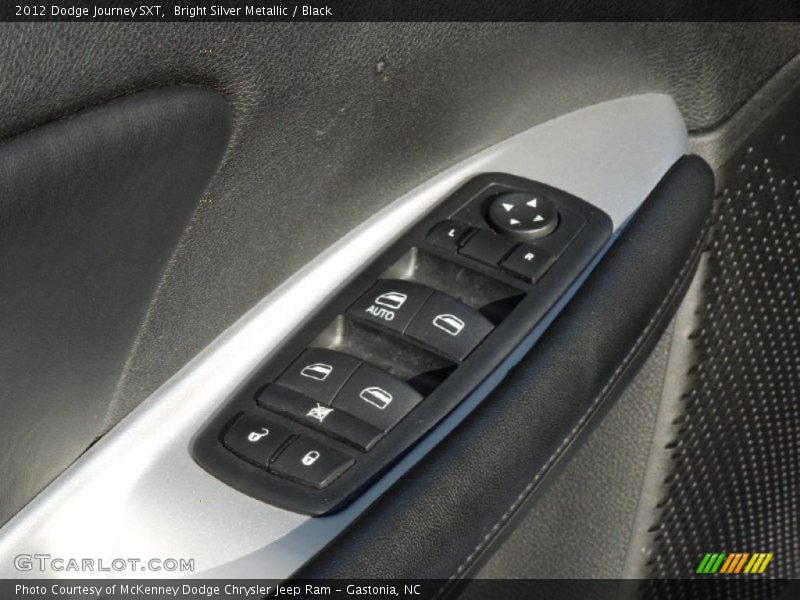 Bright Silver Metallic / Black 2012 Dodge Journey SXT