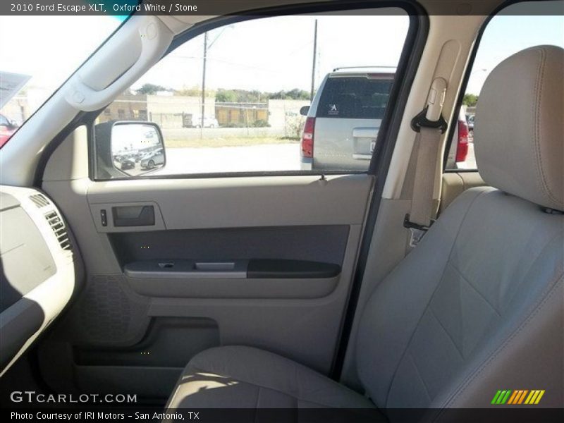 Oxford White / Stone 2010 Ford Escape XLT