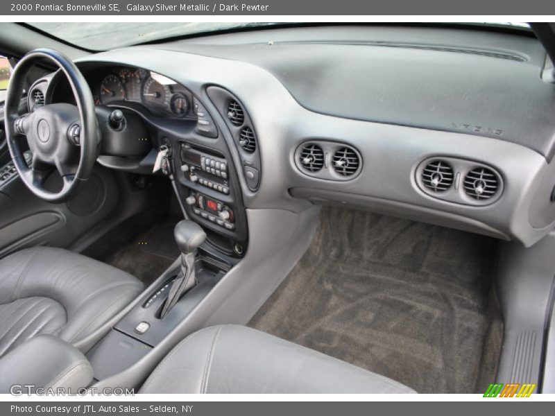 Dashboard of 2000 Bonneville SE