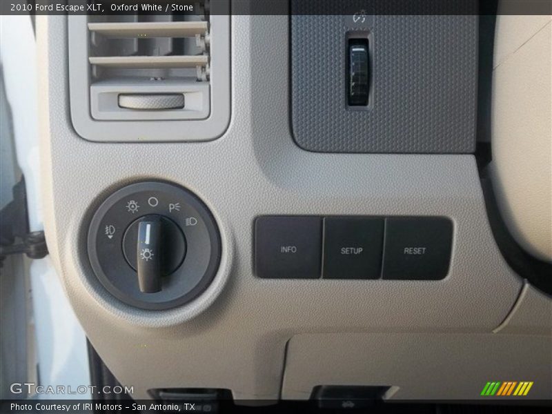 Oxford White / Stone 2010 Ford Escape XLT