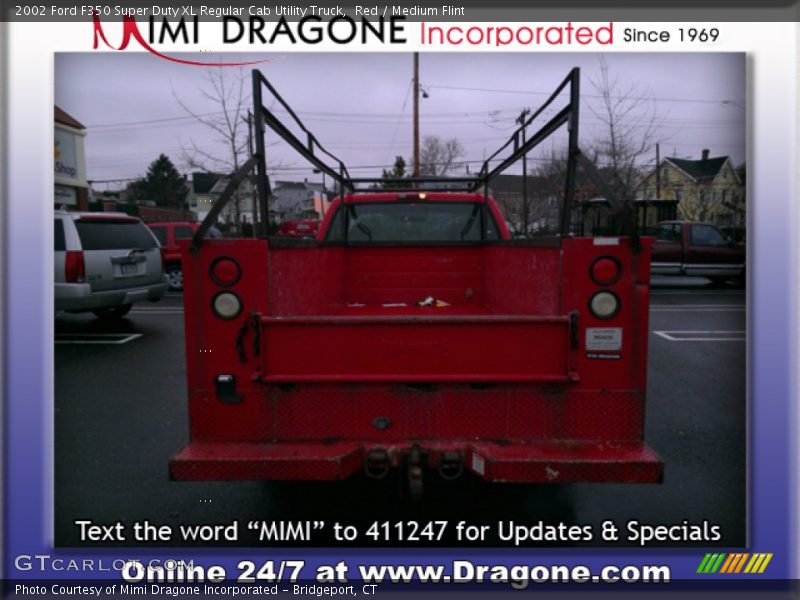 Red / Medium Flint 2002 Ford F350 Super Duty XL Regular Cab Utility Truck