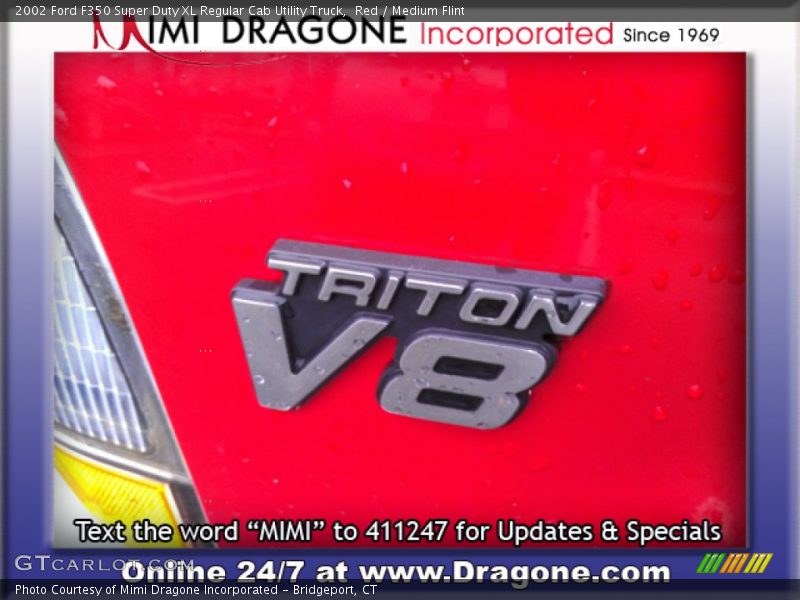 Red / Medium Flint 2002 Ford F350 Super Duty XL Regular Cab Utility Truck