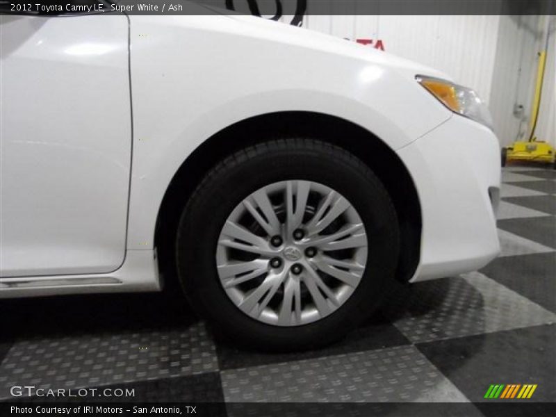 Super White / Ash 2012 Toyota Camry LE