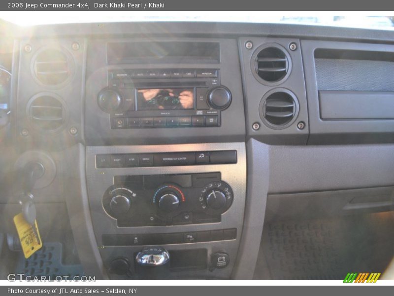 Dark Khaki Pearl / Khaki 2006 Jeep Commander 4x4