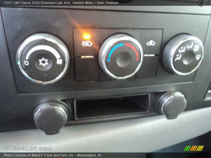 Summit White / Dark Titanium 2007 GMC Sierra 1500 Extended Cab 4x4