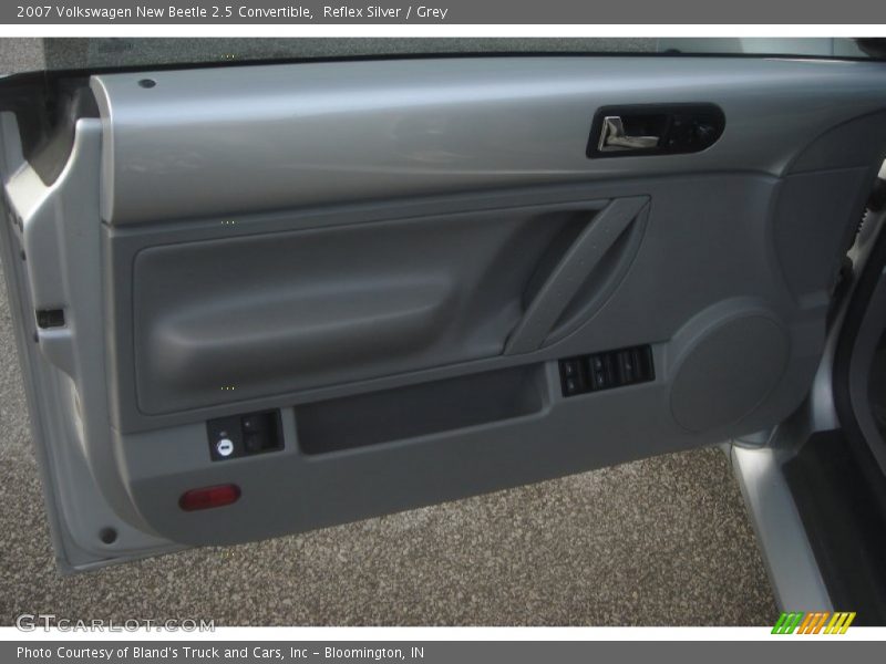 Reflex Silver / Grey 2007 Volkswagen New Beetle 2.5 Convertible