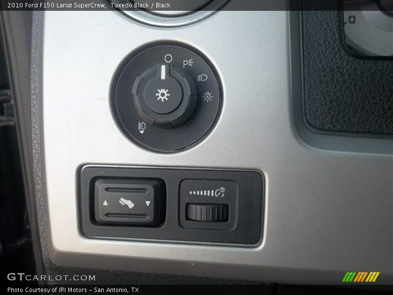 Tuxedo Black / Black 2010 Ford F150 Lariat SuperCrew