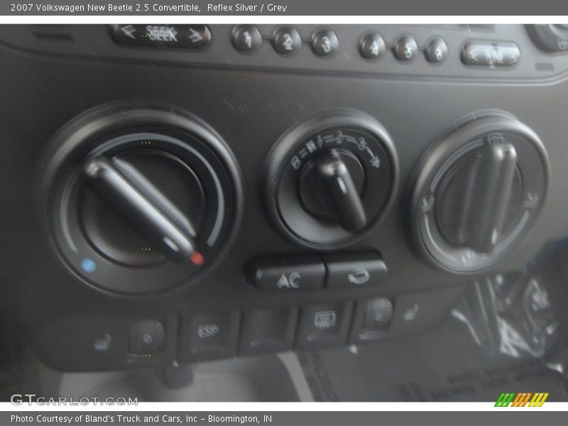 Reflex Silver / Grey 2007 Volkswagen New Beetle 2.5 Convertible