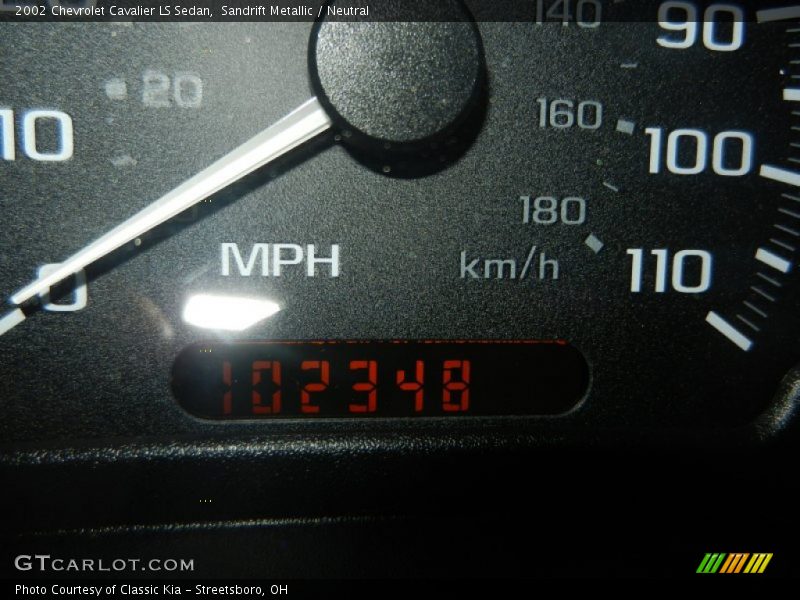 Sandrift Metallic / Neutral 2002 Chevrolet Cavalier LS Sedan