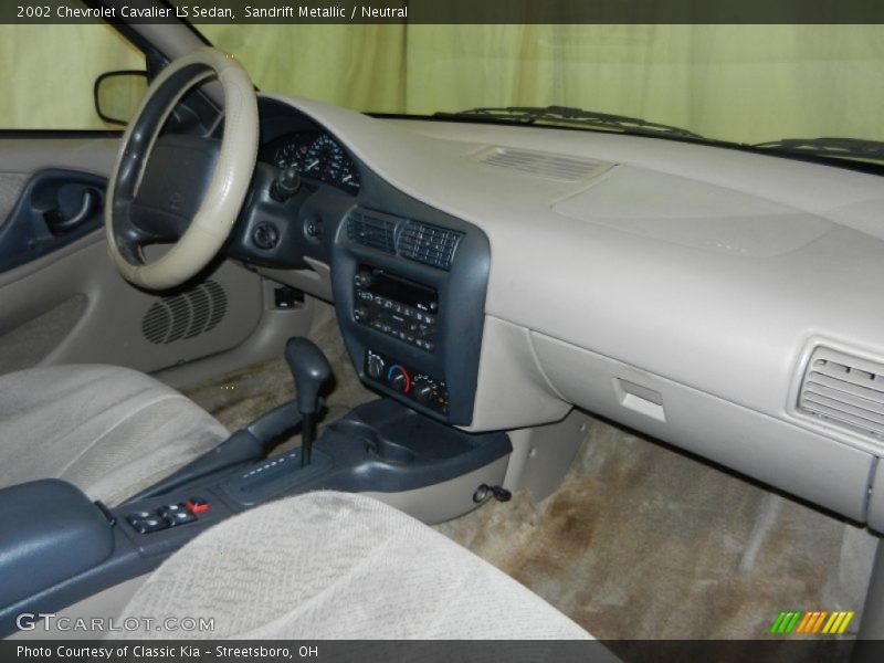Sandrift Metallic / Neutral 2002 Chevrolet Cavalier LS Sedan