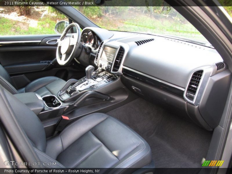 Meteor Grey Metallic / Black 2011 Porsche Cayenne