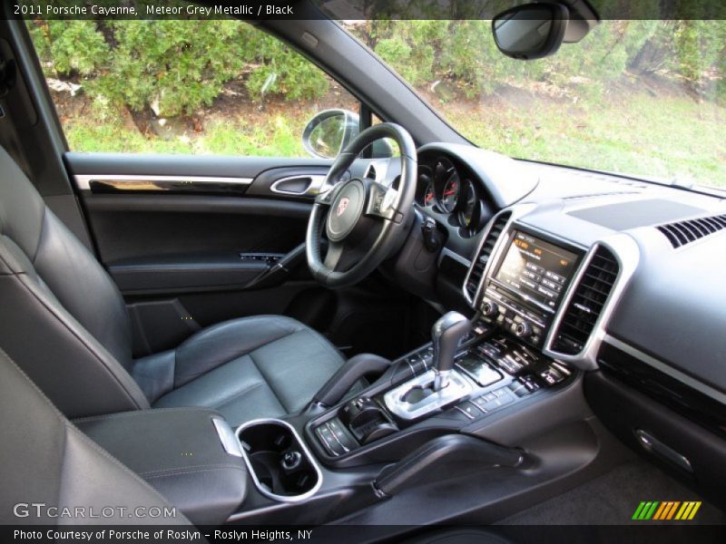 Meteor Grey Metallic / Black 2011 Porsche Cayenne