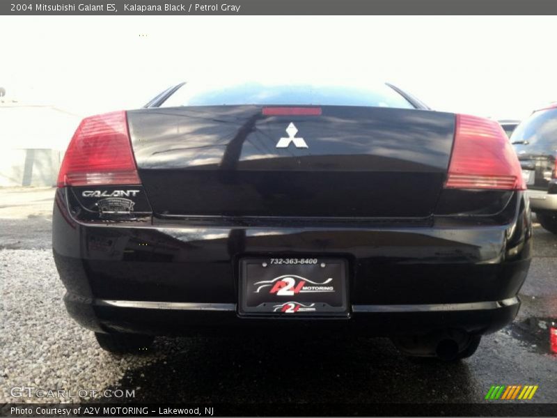 Kalapana Black / Petrol Gray 2004 Mitsubishi Galant ES