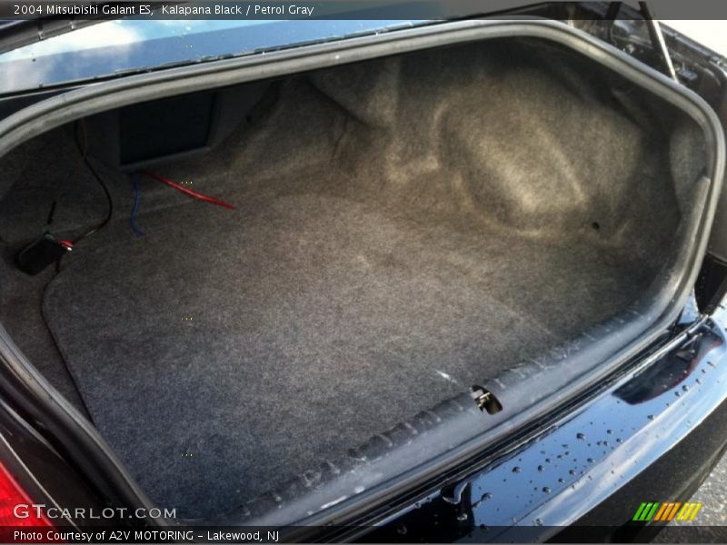 Kalapana Black / Petrol Gray 2004 Mitsubishi Galant ES
