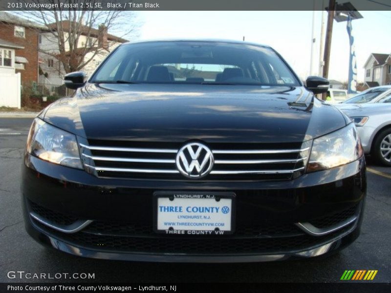 Black / Titan Black 2013 Volkswagen Passat 2.5L SE