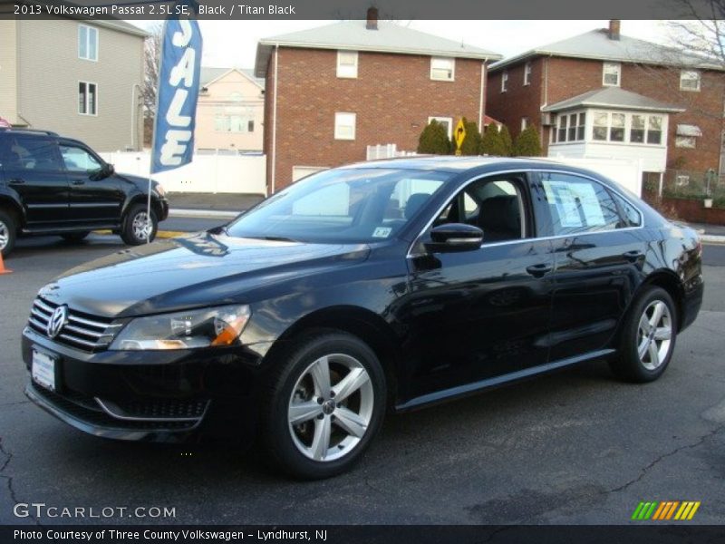 Black / Titan Black 2013 Volkswagen Passat 2.5L SE