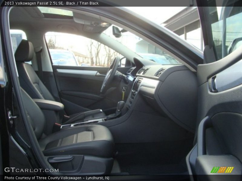 Black / Titan Black 2013 Volkswagen Passat 2.5L SE
