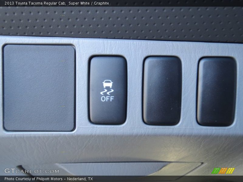 Super White / Graphite 2013 Toyota Tacoma Regular Cab
