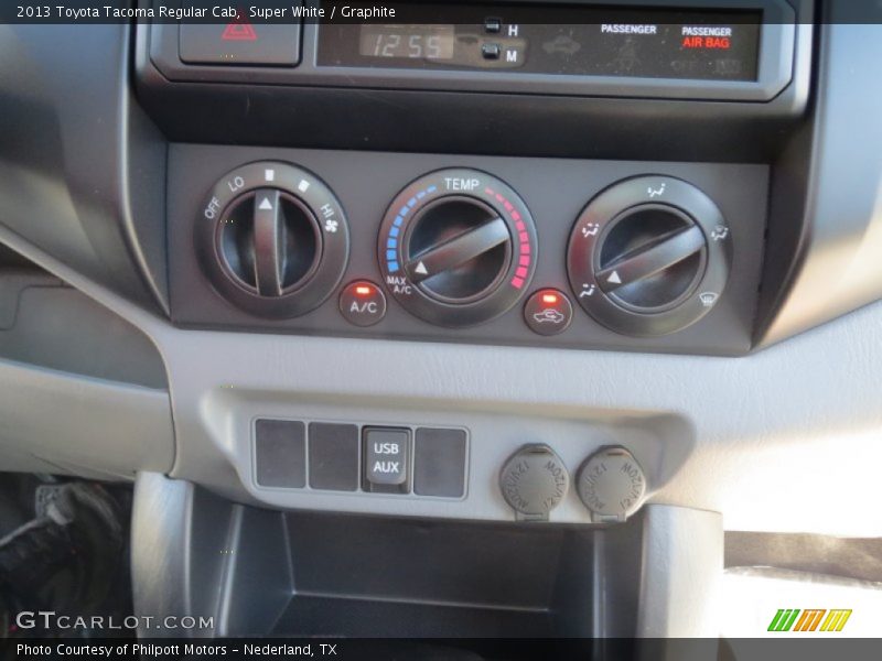 Super White / Graphite 2013 Toyota Tacoma Regular Cab
