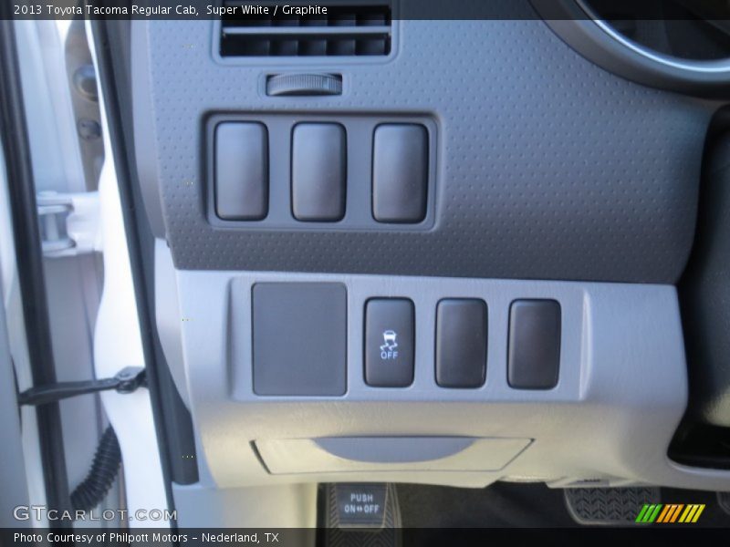 Super White / Graphite 2013 Toyota Tacoma Regular Cab