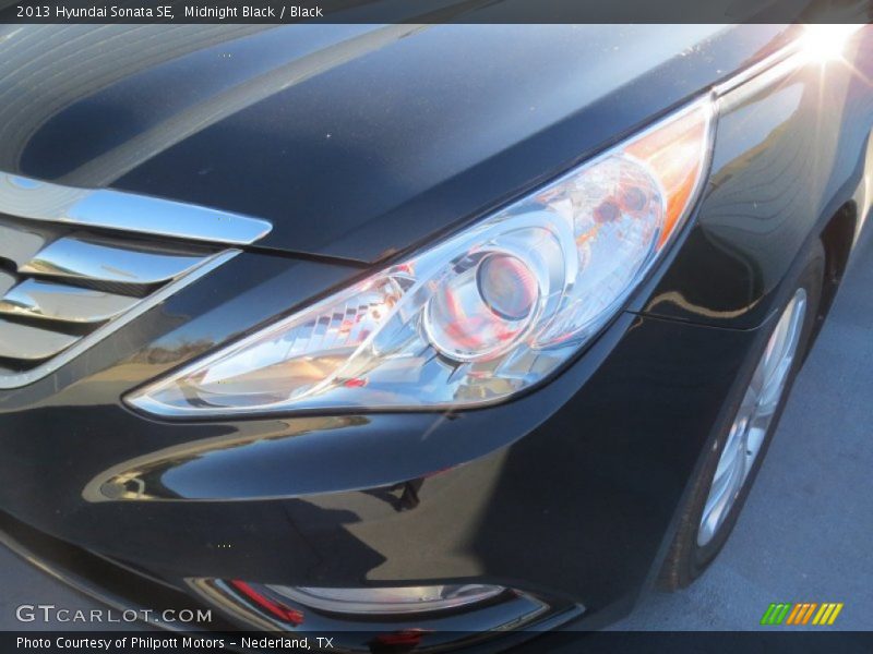 Midnight Black / Black 2013 Hyundai Sonata SE