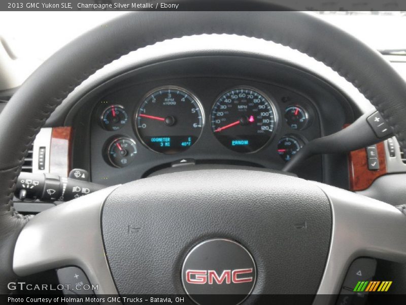 Champagne Silver Metallic / Ebony 2013 GMC Yukon SLE