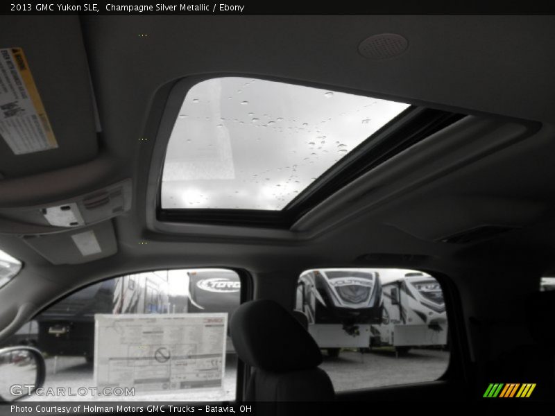 Champagne Silver Metallic / Ebony 2013 GMC Yukon SLE