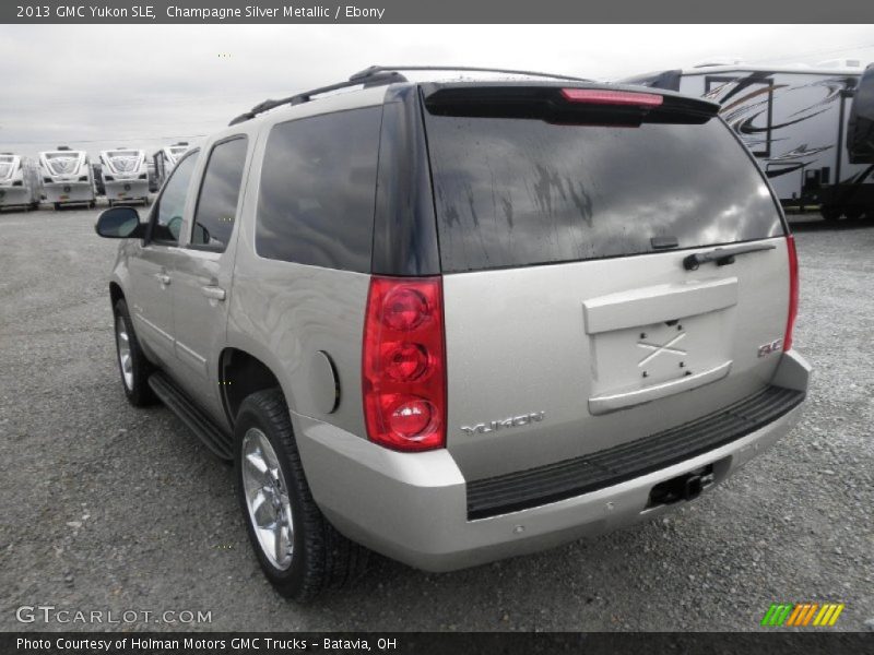 Champagne Silver Metallic / Ebony 2013 GMC Yukon SLE