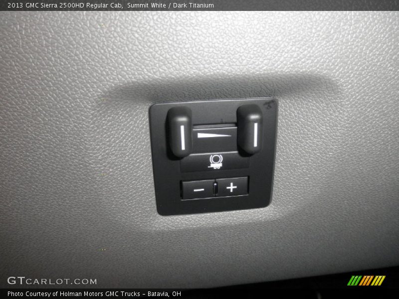 Summit White / Dark Titanium 2013 GMC Sierra 2500HD Regular Cab