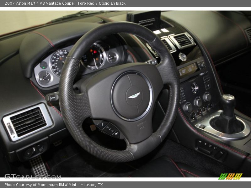  2007 V8 Vantage Coupe Steering Wheel