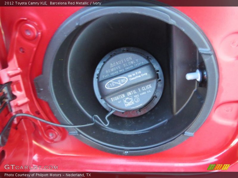 Barcelona Red Metallic / Ivory 2012 Toyota Camry XLE
