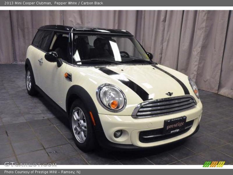 Pepper White / Carbon Black 2013 Mini Cooper Clubman