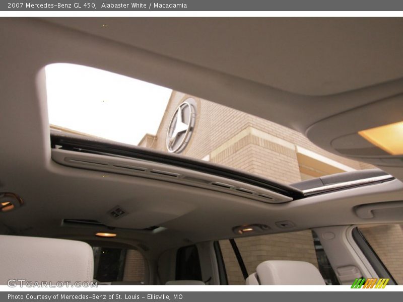Alabaster White / Macadamia 2007 Mercedes-Benz GL 450