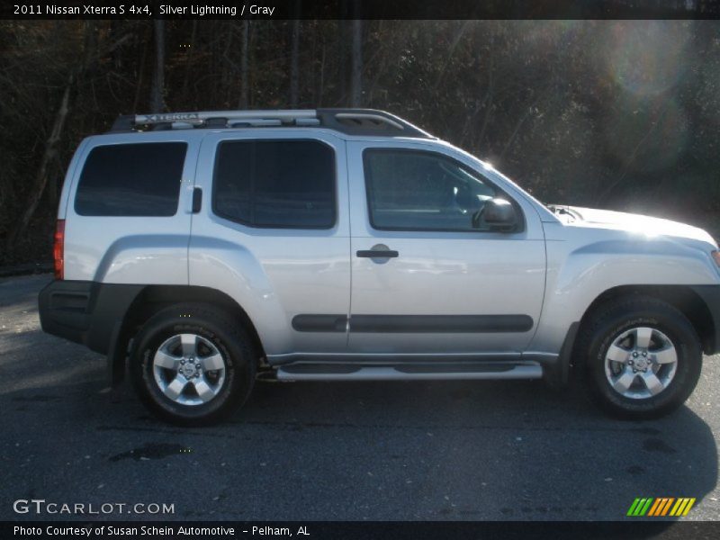 Silver Lightning / Gray 2011 Nissan Xterra S 4x4