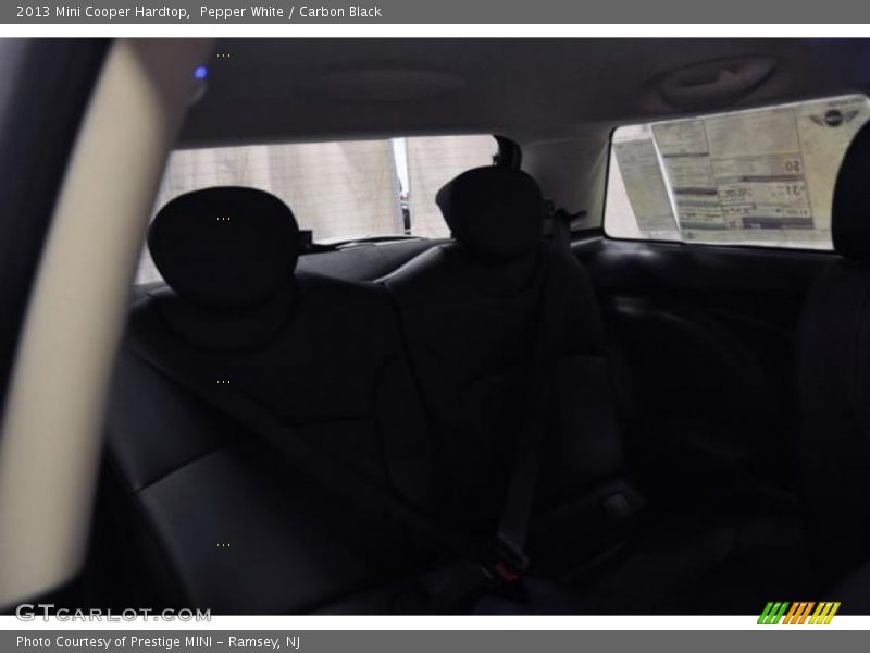 Pepper White / Carbon Black 2013 Mini Cooper Hardtop