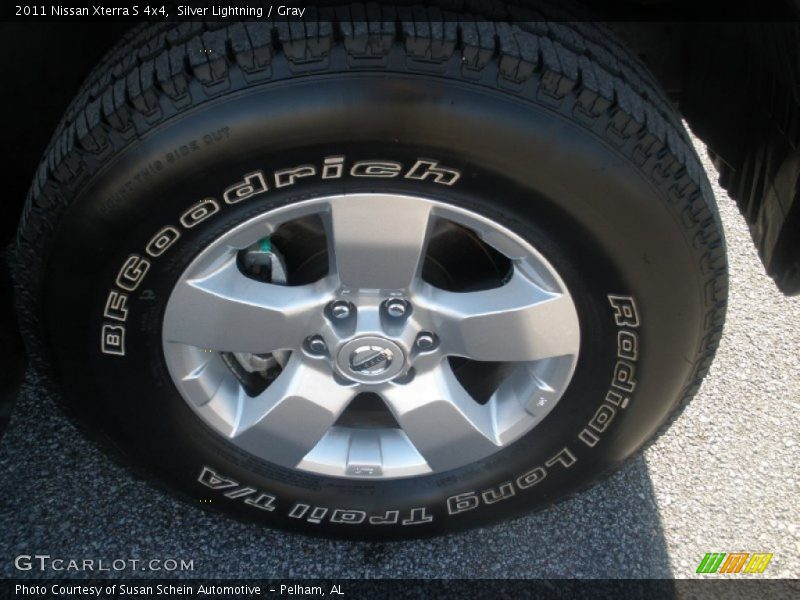 Silver Lightning / Gray 2011 Nissan Xterra S 4x4