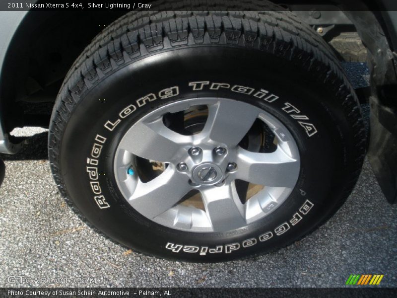 Silver Lightning / Gray 2011 Nissan Xterra S 4x4