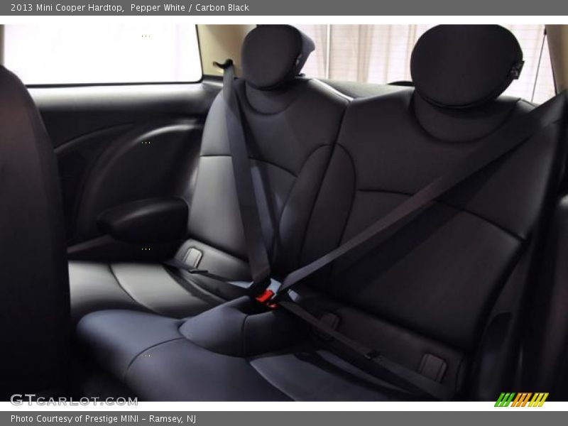 Pepper White / Carbon Black 2013 Mini Cooper Hardtop