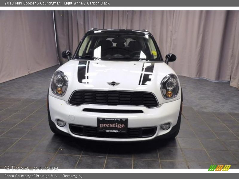 Light White / Carbon Black 2013 Mini Cooper S Countryman