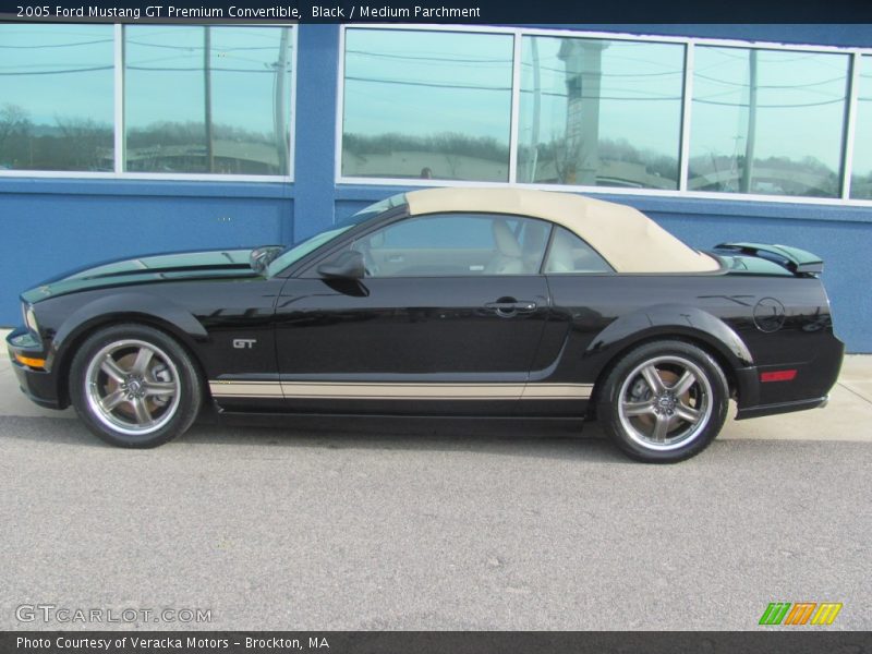 Black / Medium Parchment 2005 Ford Mustang GT Premium Convertible