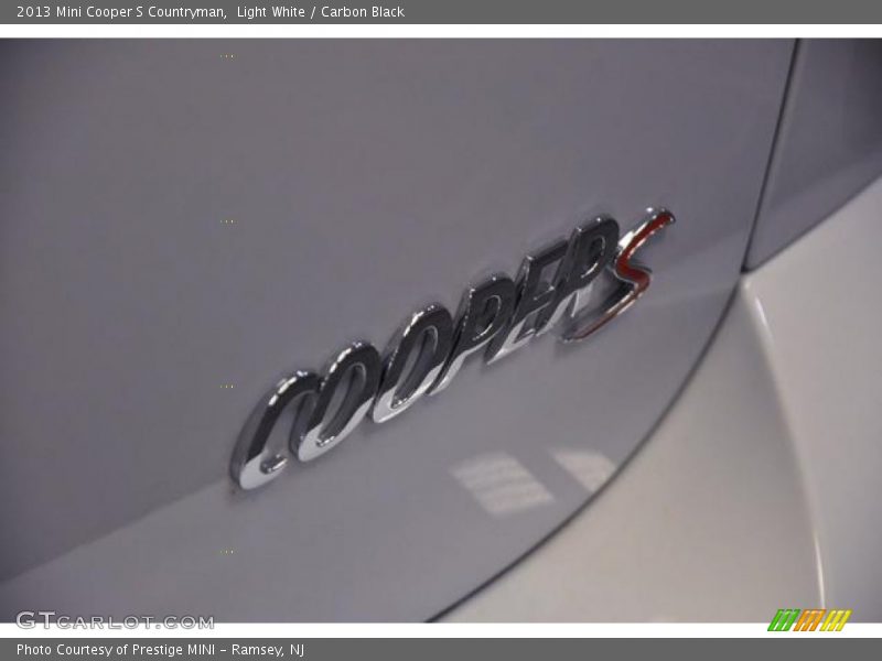 Light White / Carbon Black 2013 Mini Cooper S Countryman